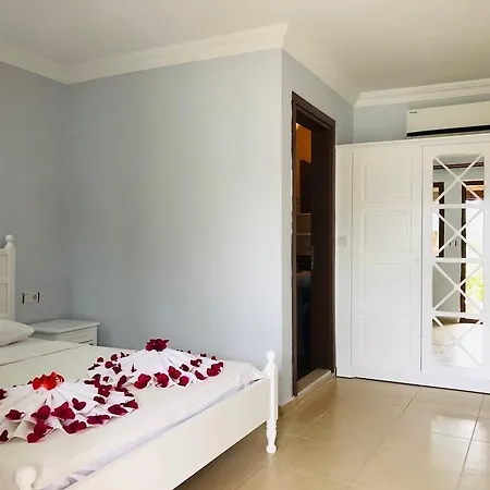 Salkim Sahil Evi Hotel Selimiye (Aegean)