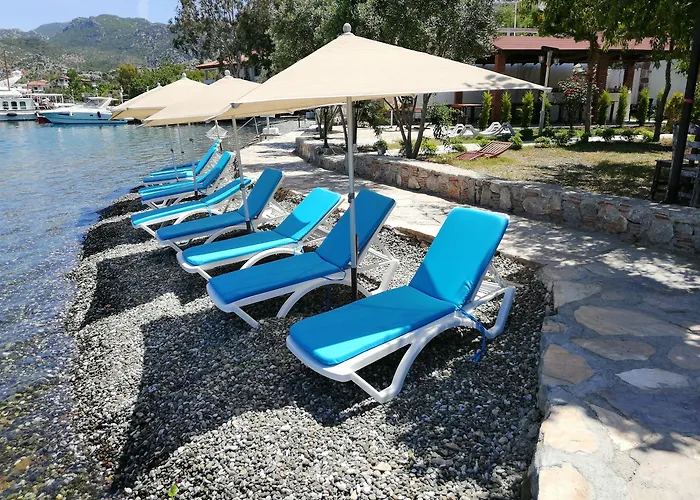 호텔 Salkim Sahil Evi 셀리미예